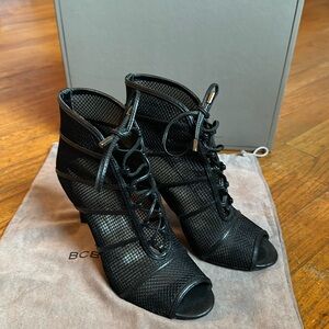 In box BCBG Black MA-BECKS Fishnet Calf Herls Sz 6M